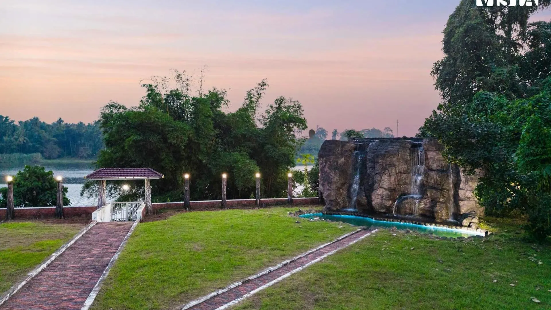 Stayvista At Periyar Palace- Pet Friendly, River View Villa With Garden Kochi Indien